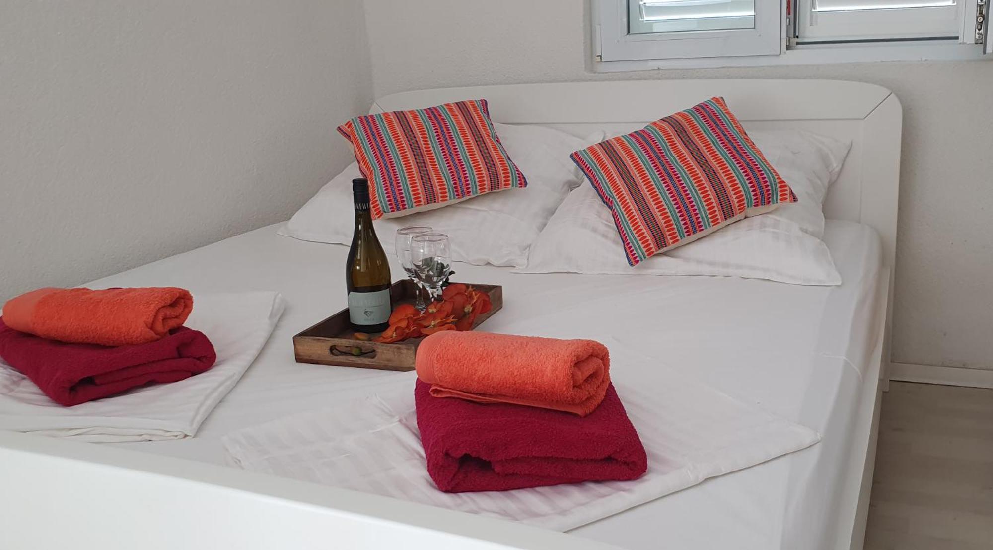 Apartmani Sara Marija Karlobag Zewnętrze zdjęcie