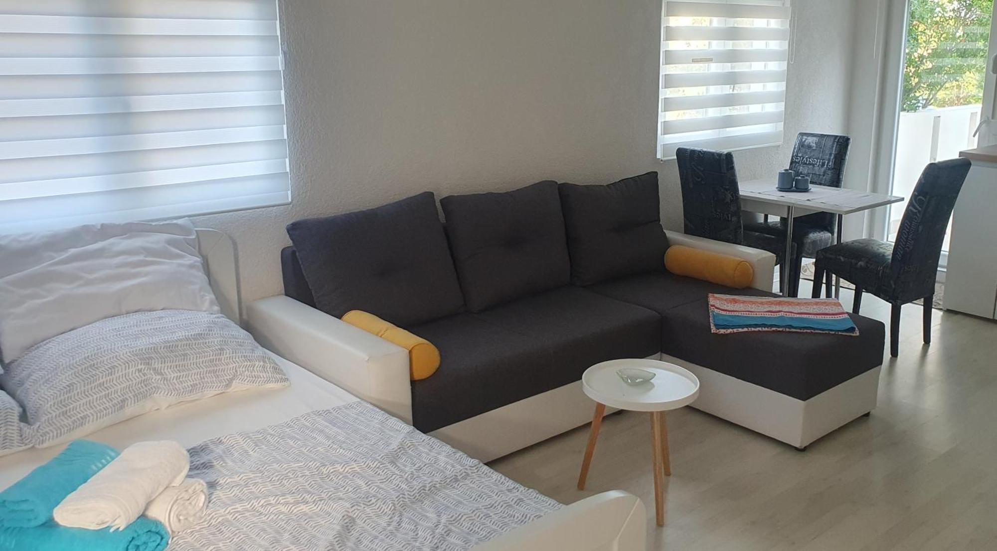 Apartmani Sara Marija Karlobag Pokój zdjęcie